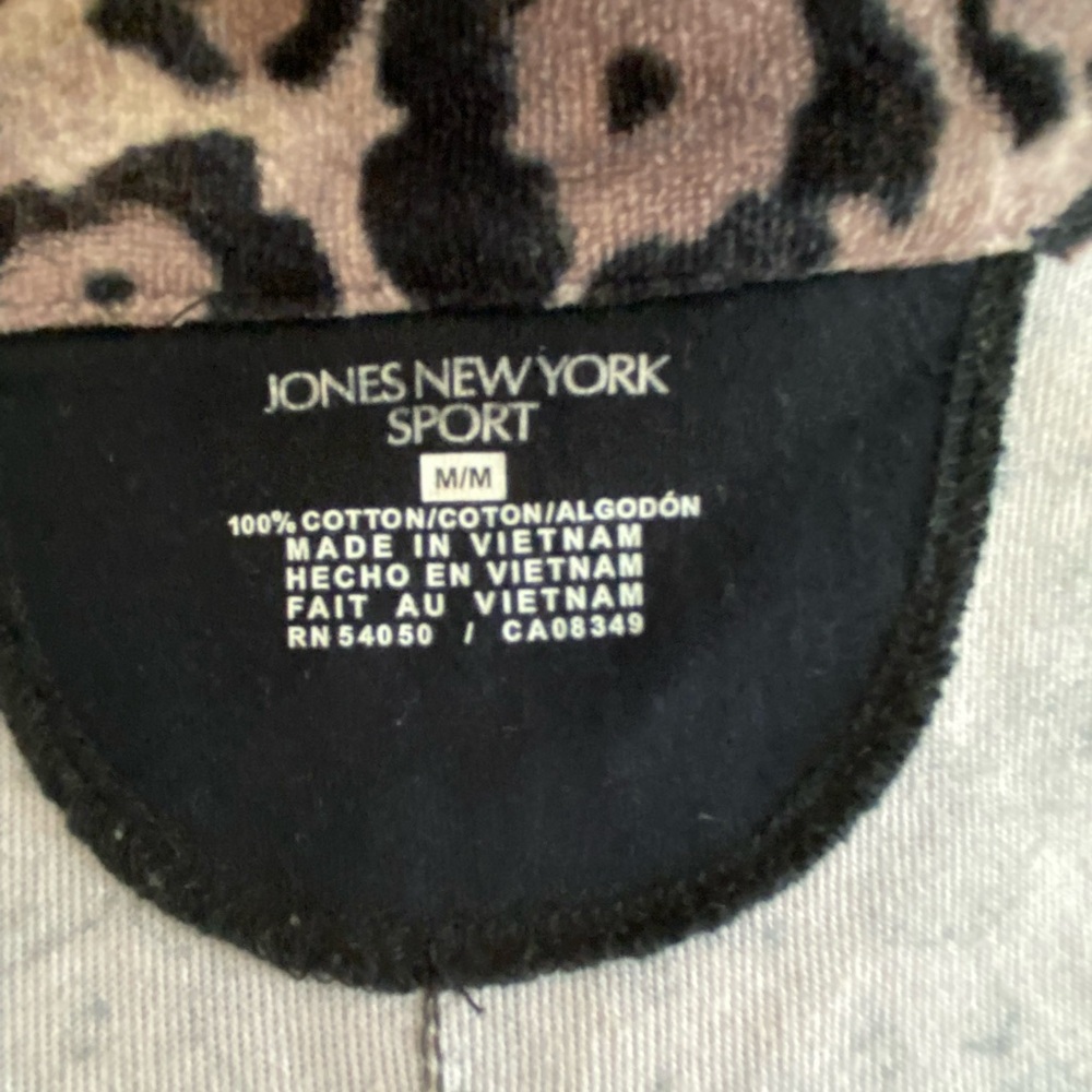 Jones NY Sport Women's Animal Print (Leopard) 100% Cotton Zip Jacket Size Medium - Picture 16 of 16